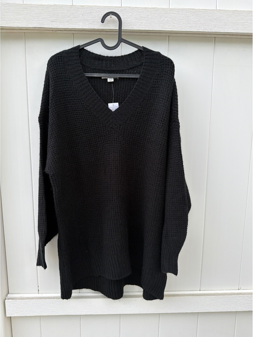 American Eagle Women's S Black Waffle Knit V-Neck Tunic Sweater